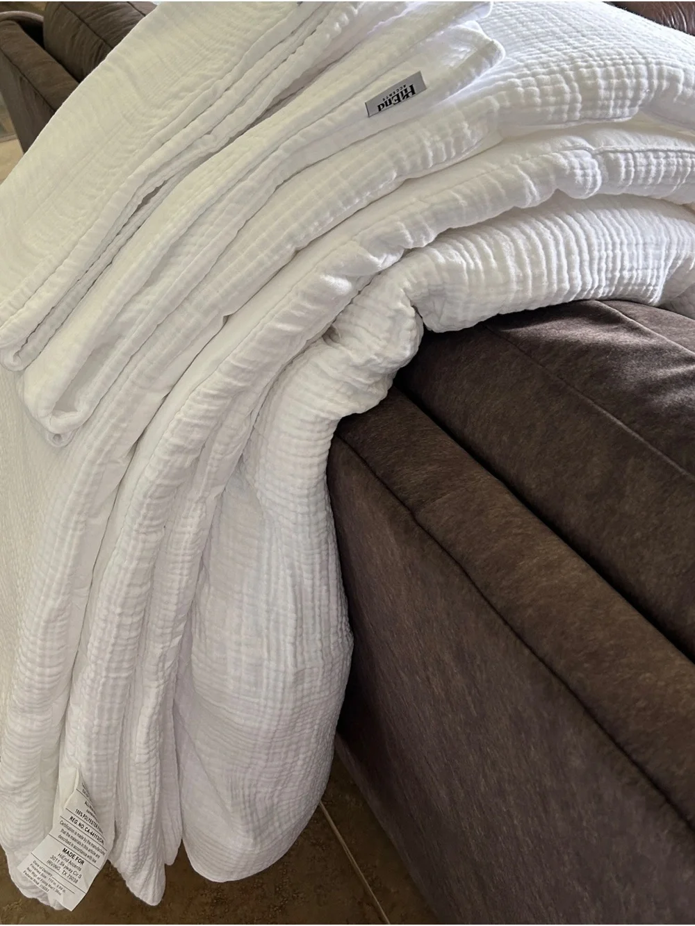 White Cotton Comforter - Lightweight farmhouse style